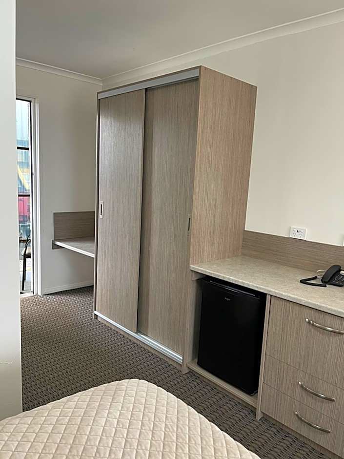 Heemskirk Motor Hotel