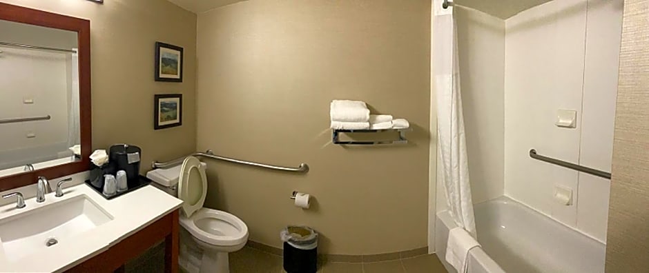 Comfort Inn University