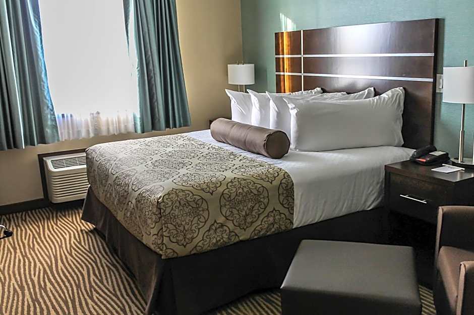 Best Western Plus Moosomin Hotel