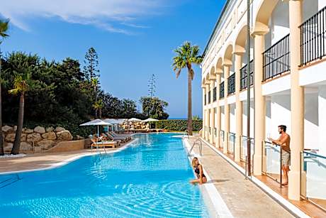 DOUBLE SHARING POOL EXTRA CHILD