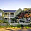 Hill House Inn