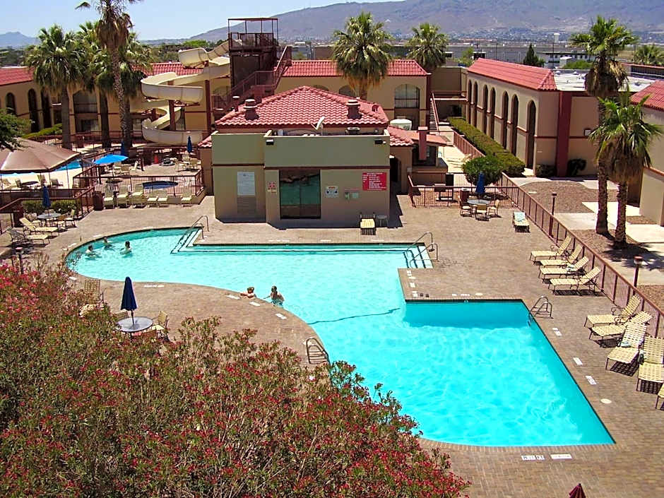 Wyndham El Paso Airport Hotel And Water Park