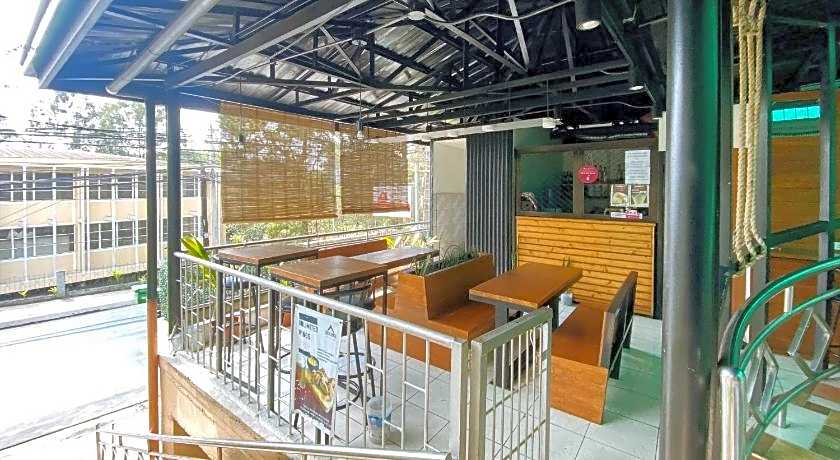 RedDoorz Hostel @ Tita Aidz Inn Baguio