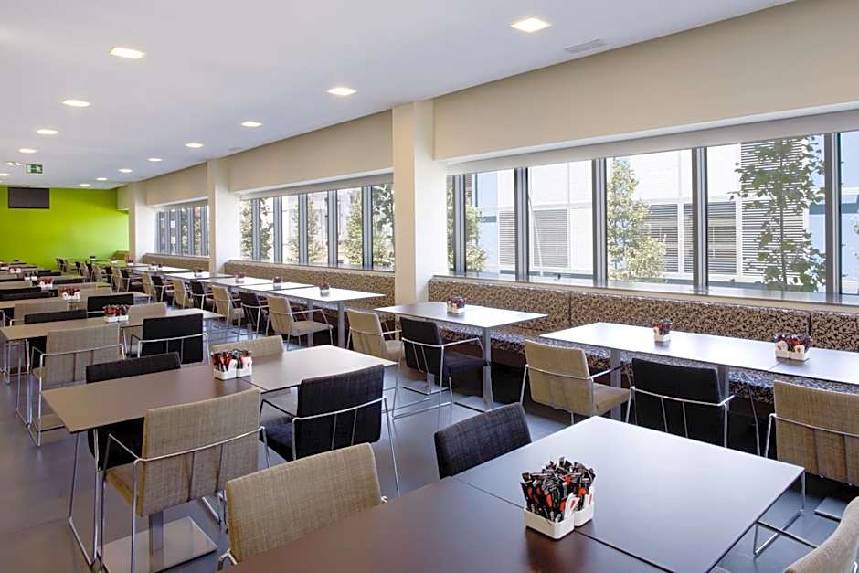 Holiday Inn Express Barcelona City 22@ By IHG