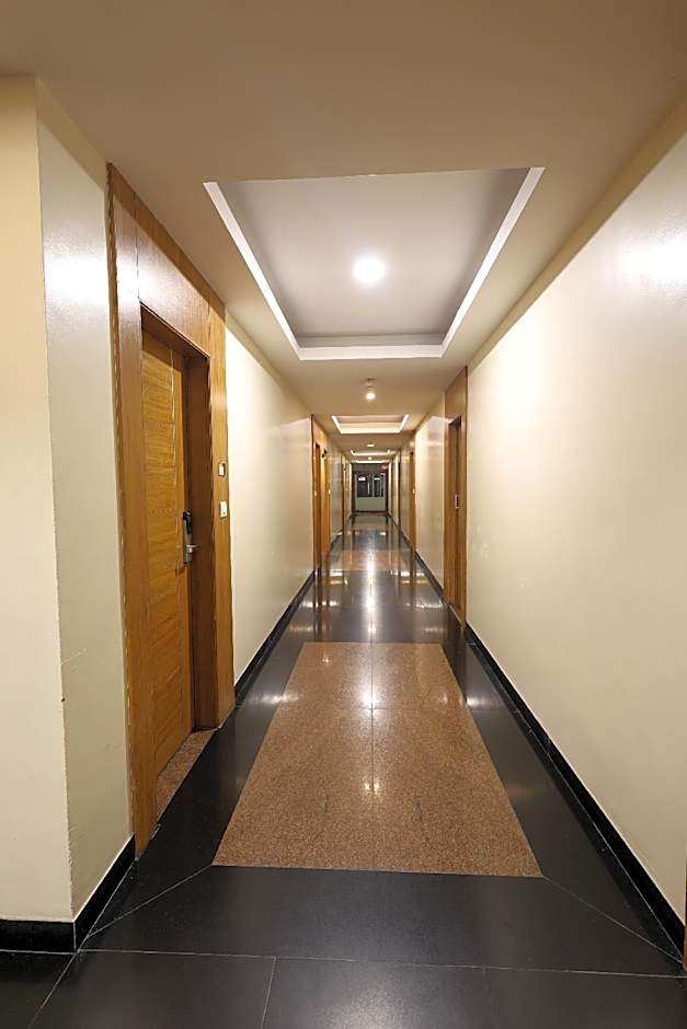 Hotel Abirami Residency