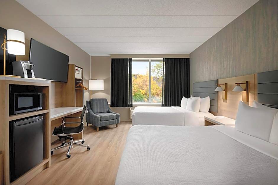 Radisson Hotel Montreal Airport