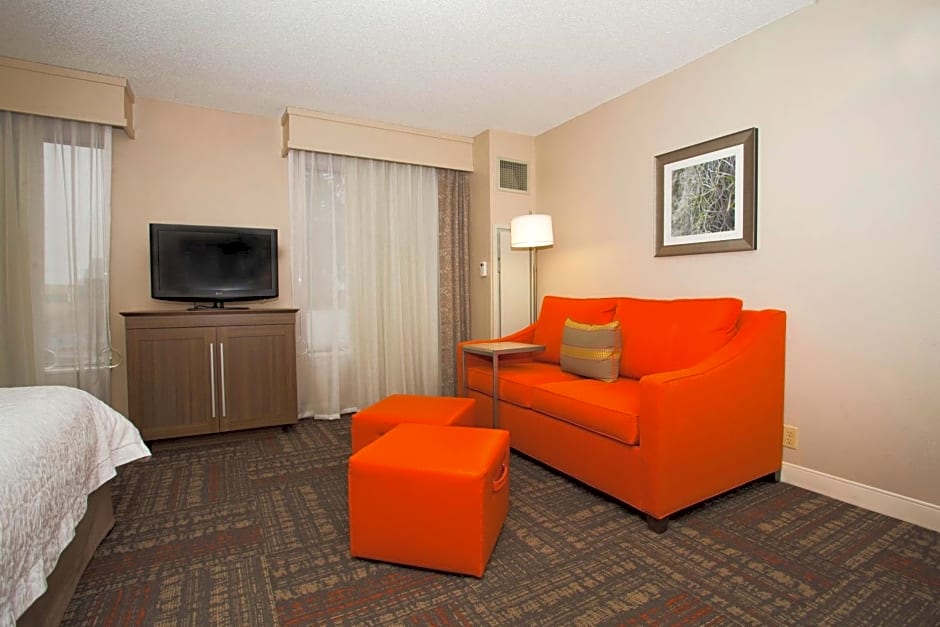 Hampton Inn By Hilton & Suites Valdosta/Conference Center