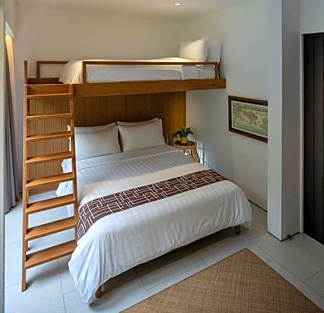 4BR Luxury Villa | 2 mins Walk to Beach, Rooftop Lounge, Chef on Request, Kid's Room