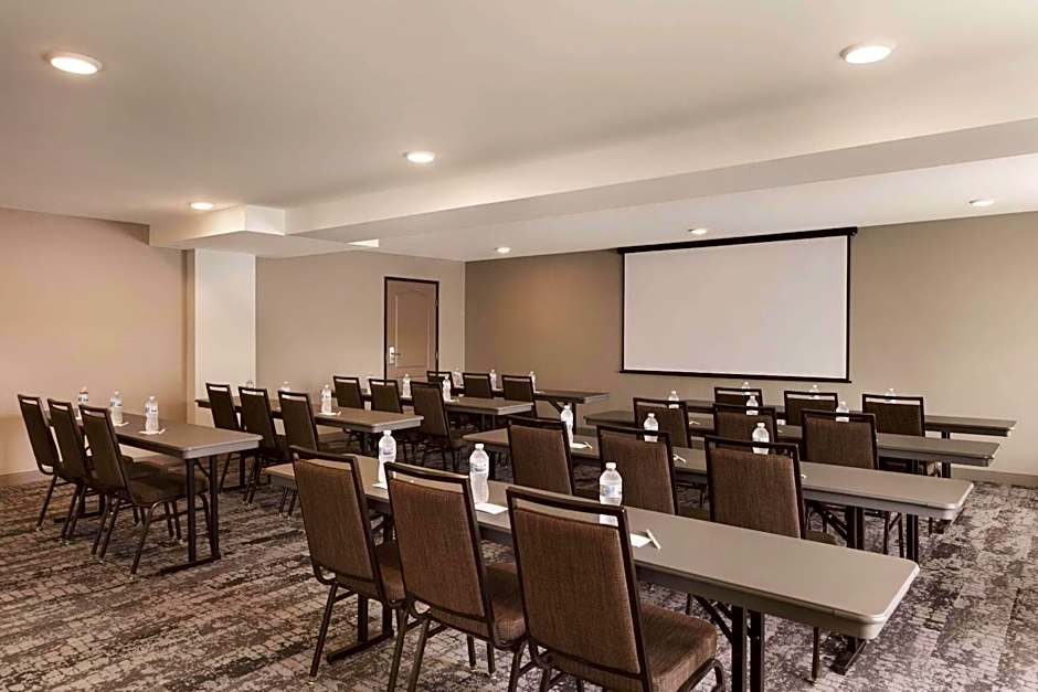 Country Inn & Suites by Radisson, Madison, WI