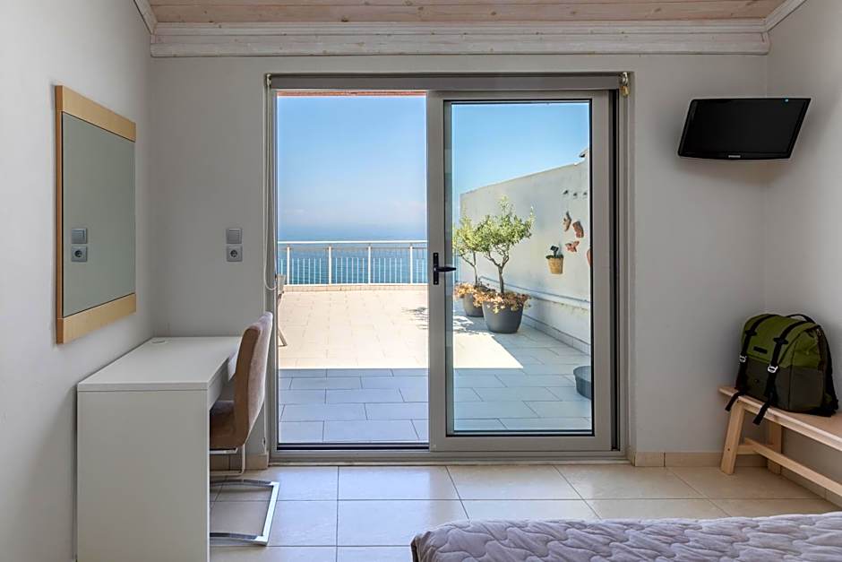 Zefyros Sea View Hotel