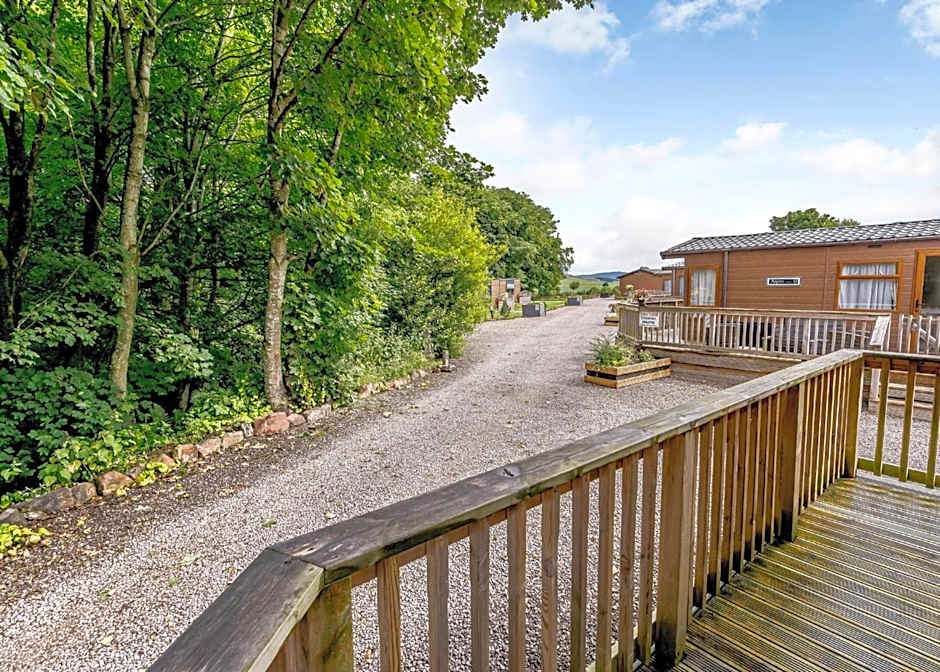Calthwaite Hall Lodges