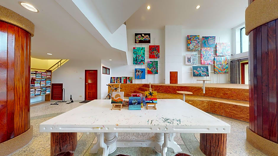ViSH Coco Gallery Hotel