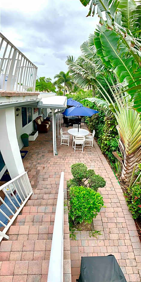 4145 By The Sea Inn & Suites