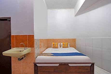 Double Room without Air Conditioning