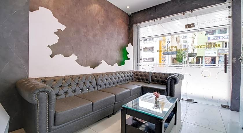 Capital O Sri Sai Grand Inn