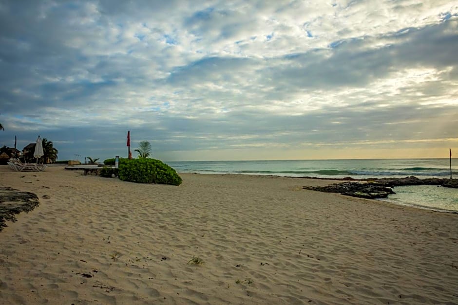 Caleta Tankah