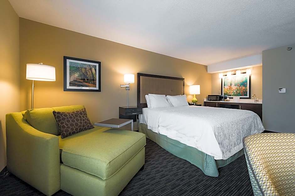 Hampton Inn By Hilton Meridian