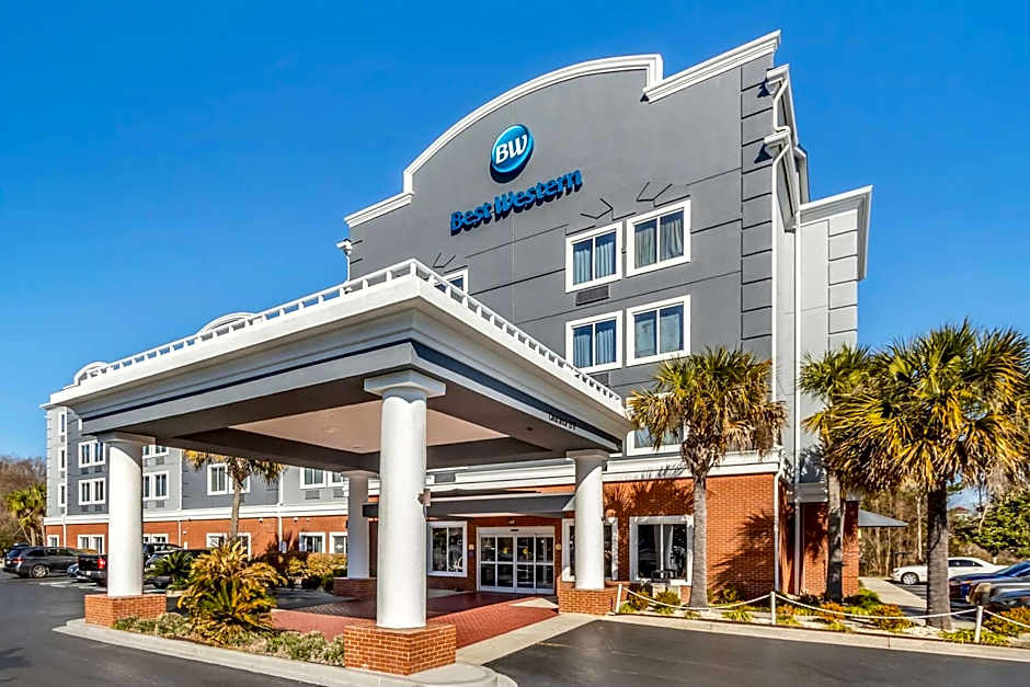 Best Western Airport Inn & Suites
