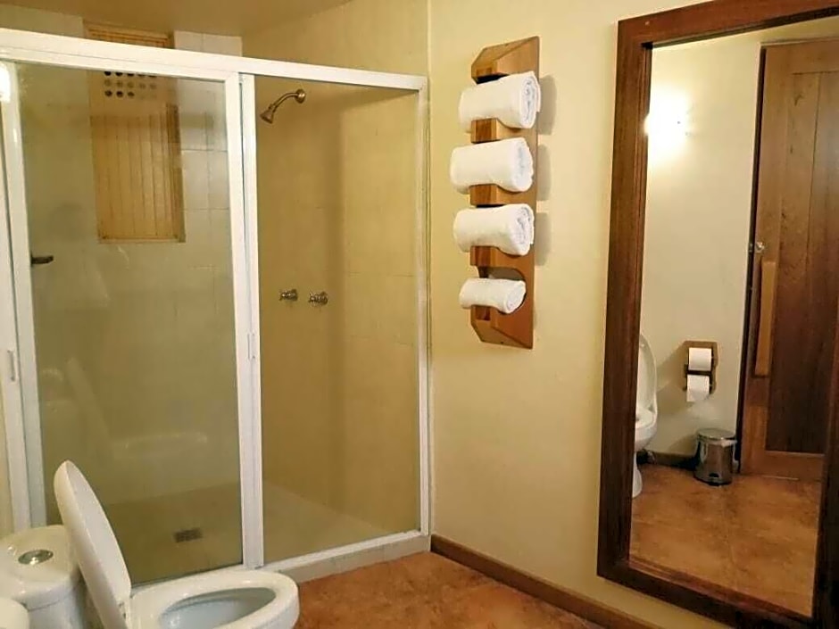 Casa Tsaya Boutique