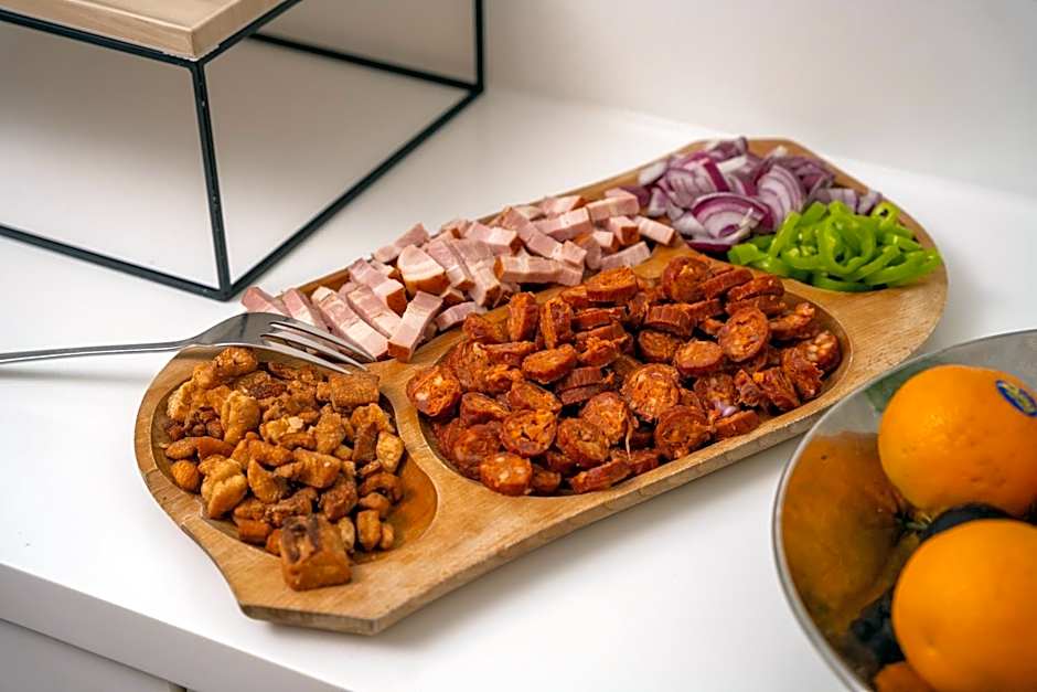 Escala Hotel & Suites