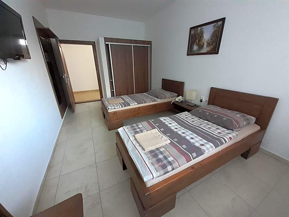Motel Senec
