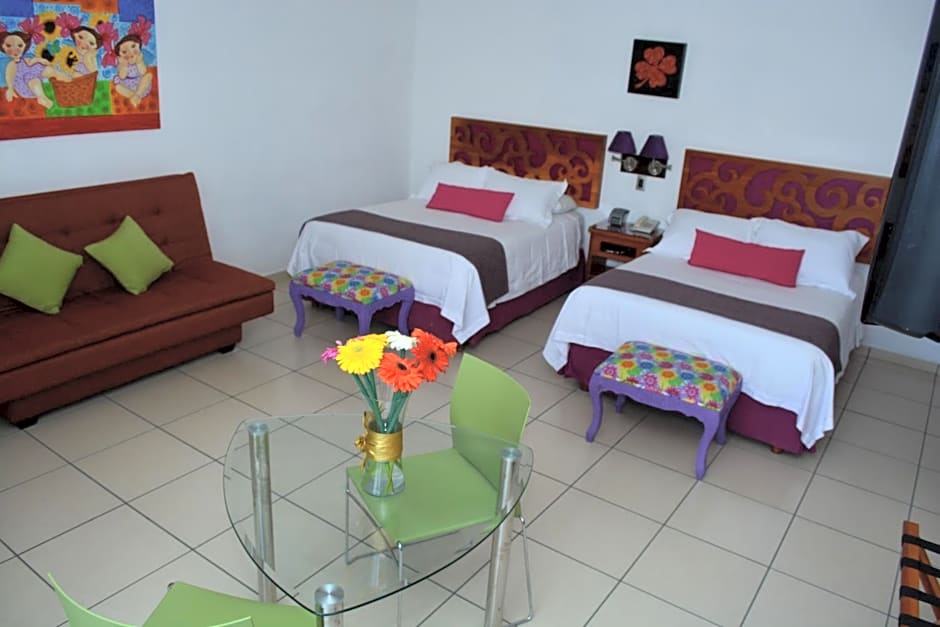 Boutique Pueblo Lindo