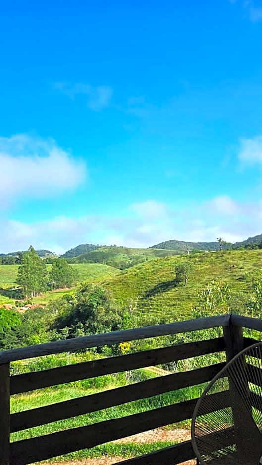 Chalé Vilarejo - Vila Monte Cunha