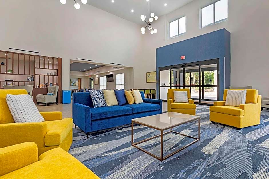 Comfort Inn & Suites Huntsville Near University