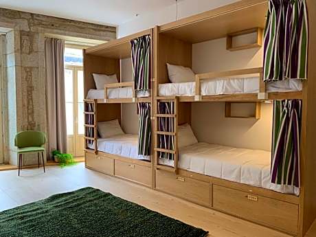 Bed in 12-Bed Mixed Dormitory Room