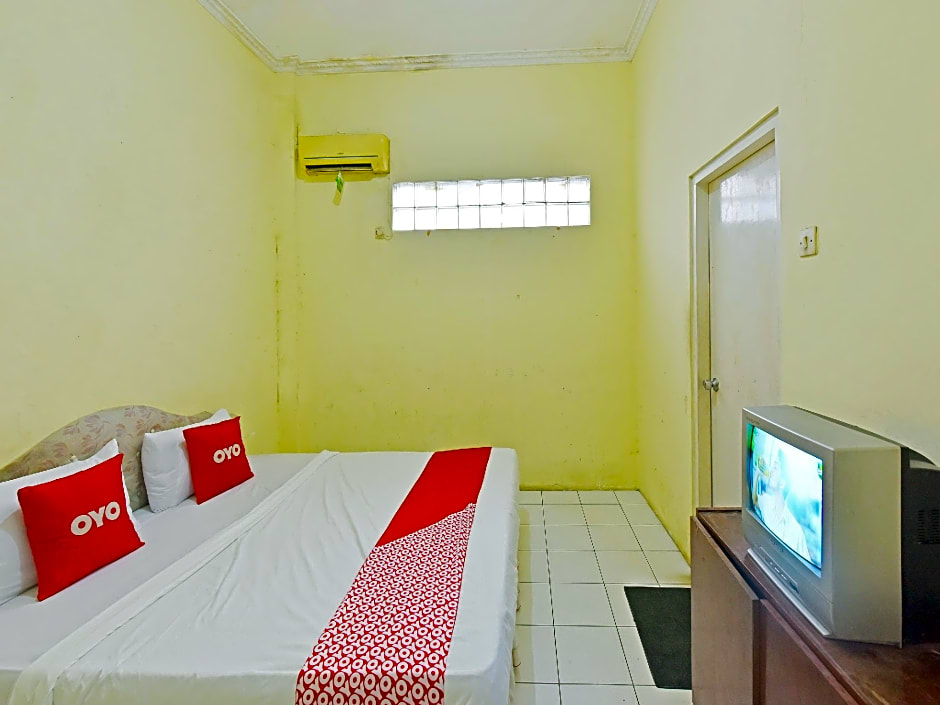 OYO 3722 Hotel Mutiara