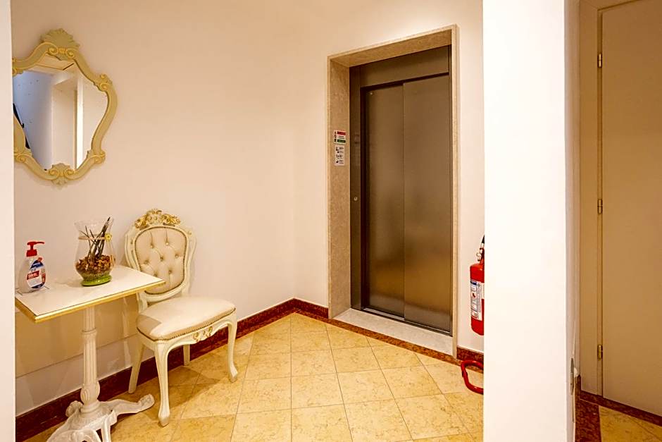 Duomo Boutique Hotel