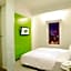Pop Hotel Diponegoro Surabaya