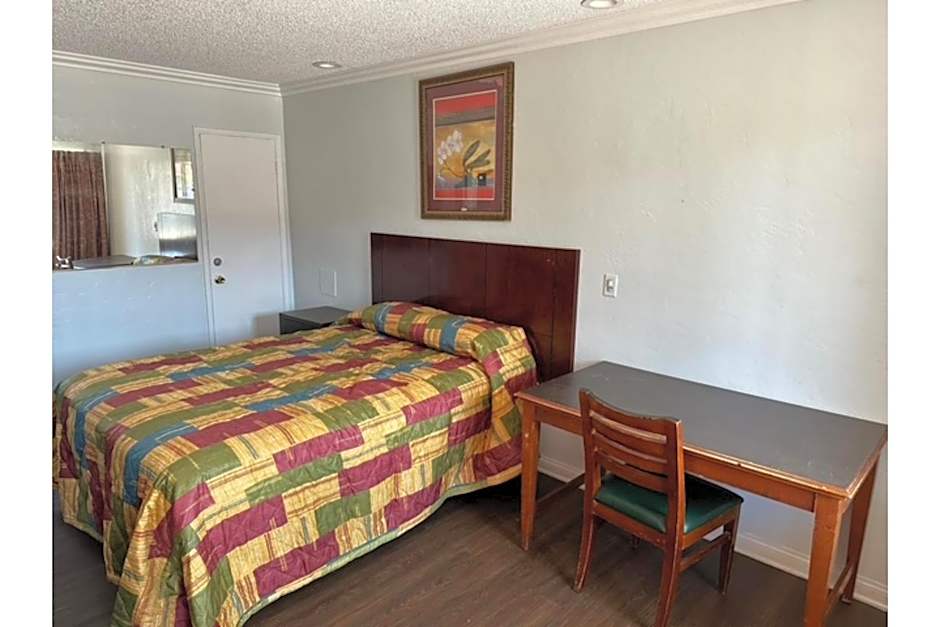Heritage Inn