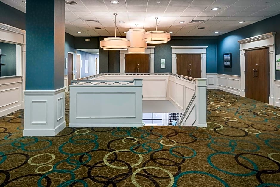 Holiday Inn Rock Island-Quad Cities, an IHG Hotel