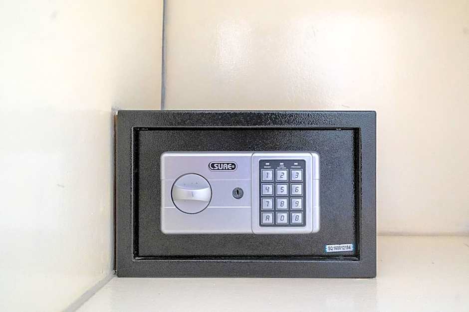 Patong Central Residence & Apartment