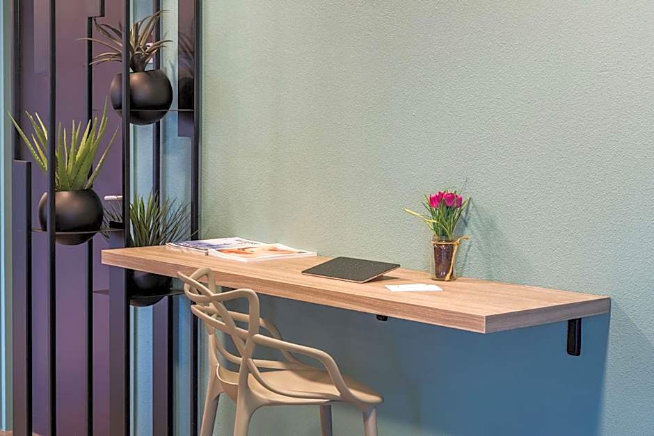 Sure Hotel by Best Western St-Amand-Les-Eaux