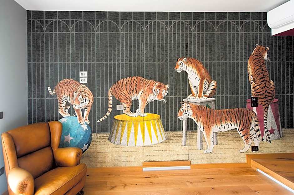 The Lion's Den BnB