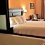 La Posada Hotel & Beach Club