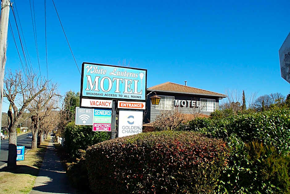 Photo 1 of 47 of White Lanterns Motel