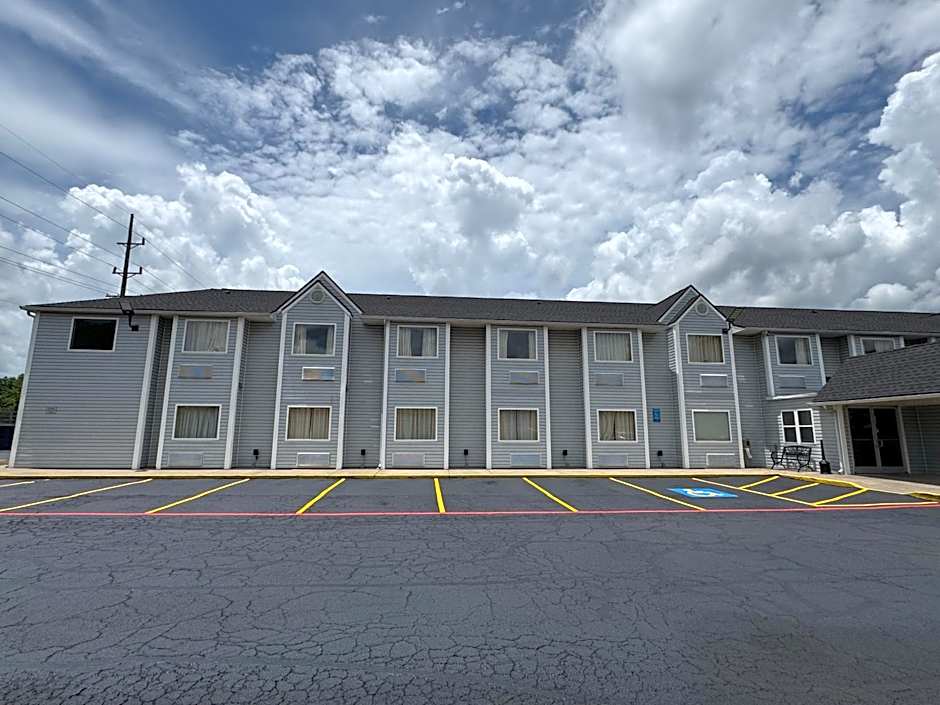 Americas Best Value Inn And Suites Ada