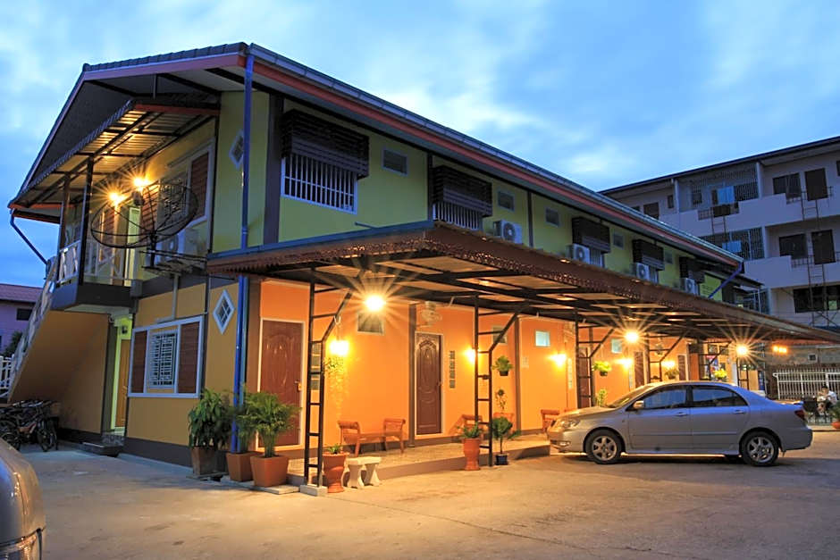 Siri Guesthouse