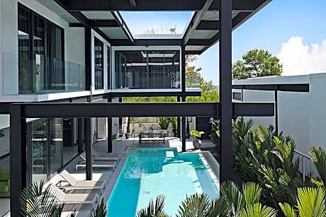 Private 4BR Pool Villa Sunset Garden 5, Rawai 