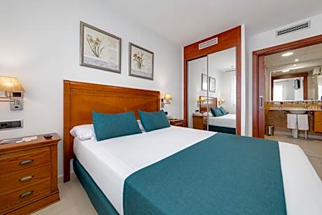 Junios Suite Standard 2 Adults 1 Child