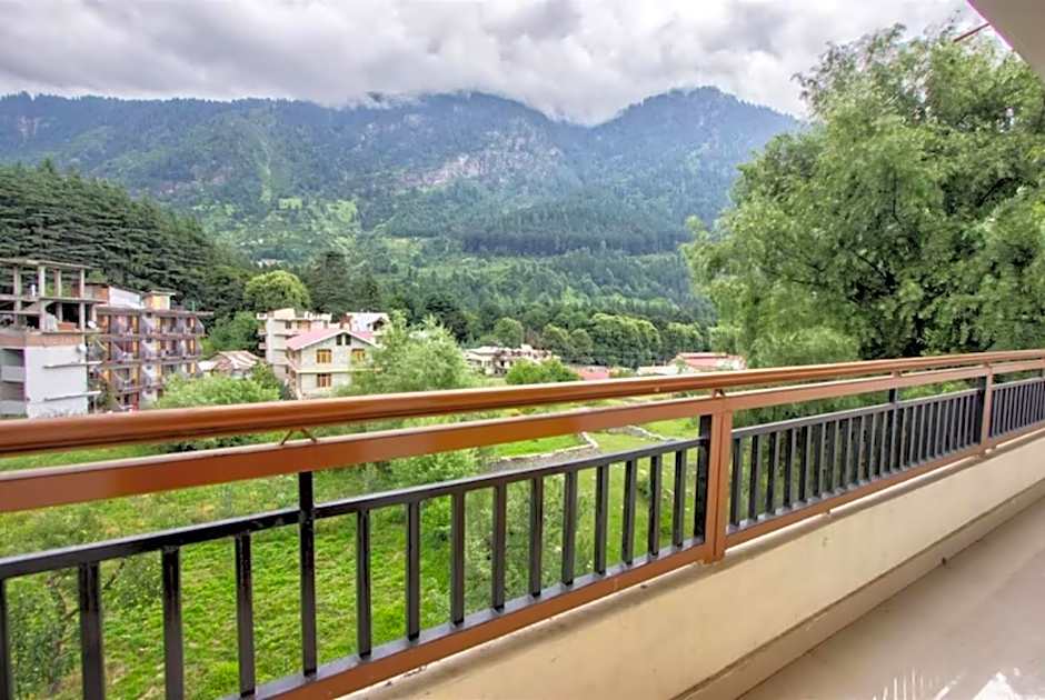 Goroomgo J J Regency Manali