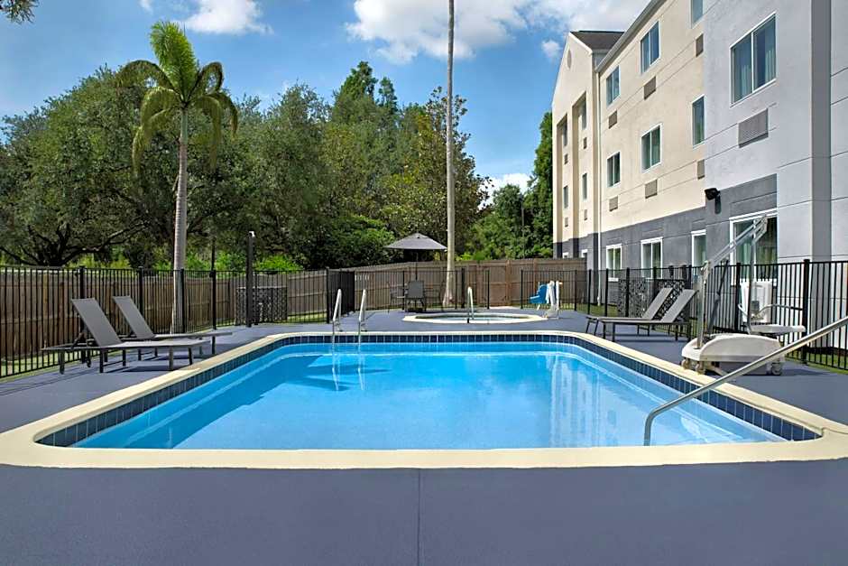 Fairfield Inn & Suites by Marriott Tampa North