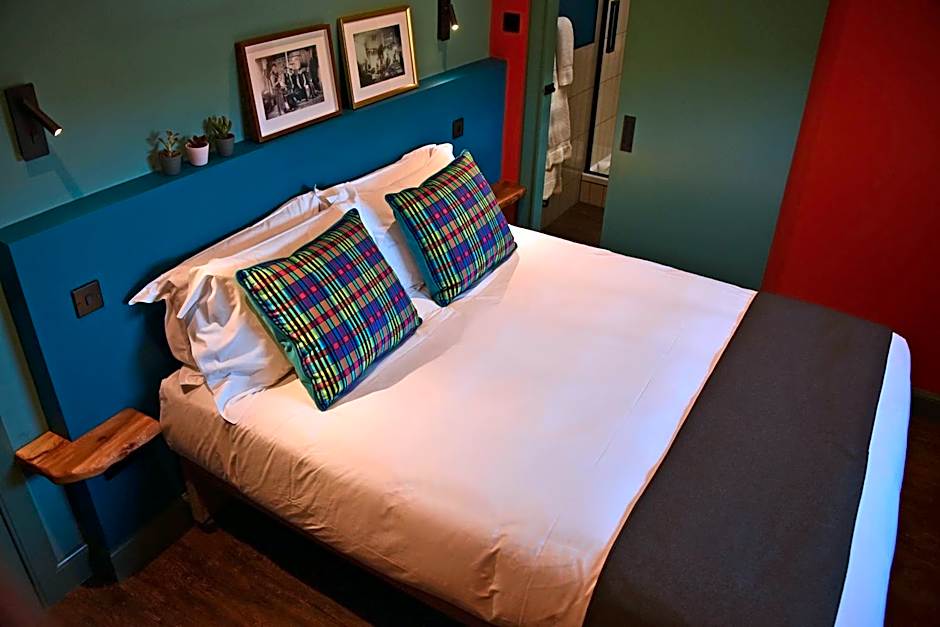 Masonic Arms Gatehouse