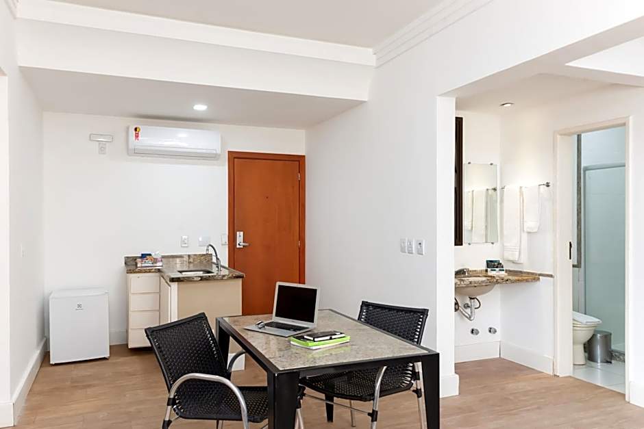 Slaviero Essential La Residence Vitoria