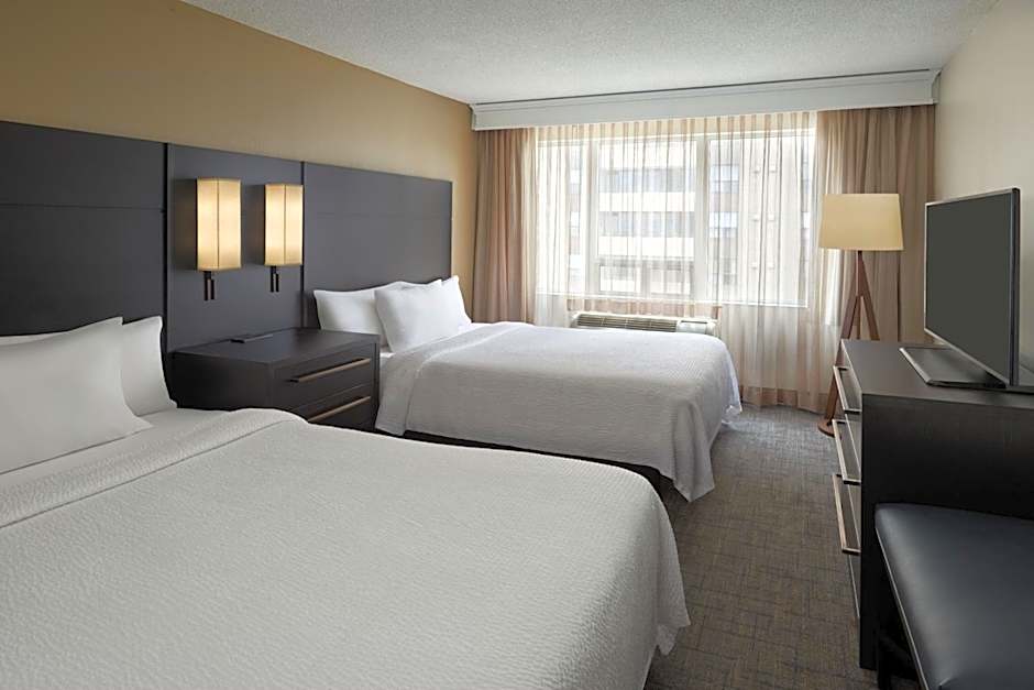 Residence Inn by Marriott London Downtown