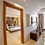 Victoria Crown Plaza Hotel