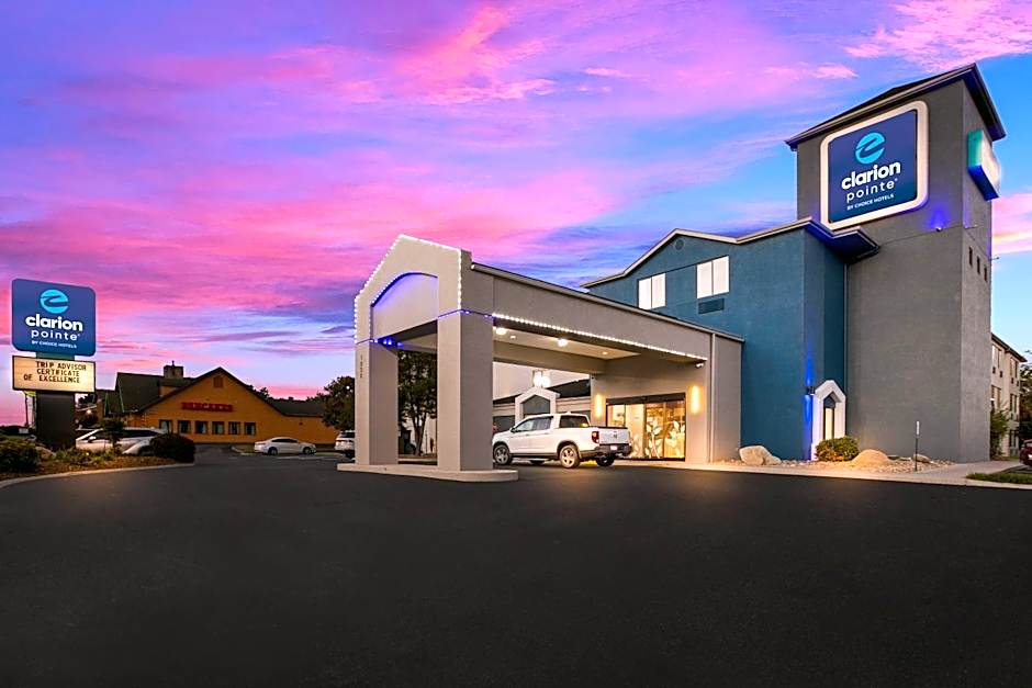Clarion Pointe Sevierville-Pigeon Forge